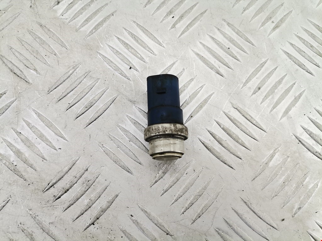 Датчик температуры (охлаждающей жидкости) AUDI A4 B5 1995-2001