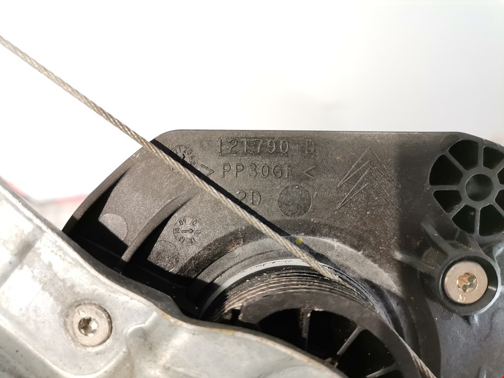 Стеклоподъемник задний правый CITROEN C4 II 2010-н.в.