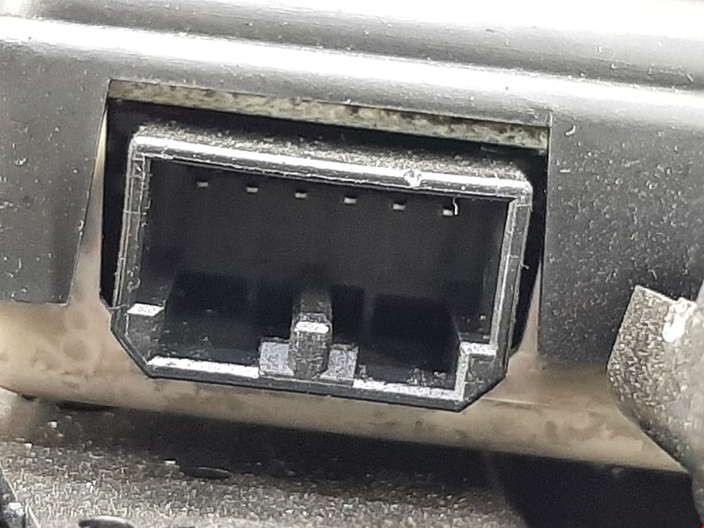 Плафон салонный (салона фонарь) JEEP Grand Cherokee WK 2004-2010