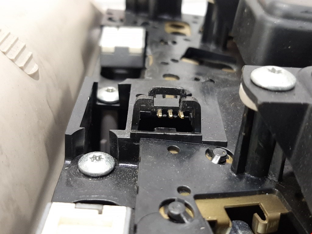 Плафон салонный (салона фонарь) JEEP Grand Cherokee WK 2004-2010