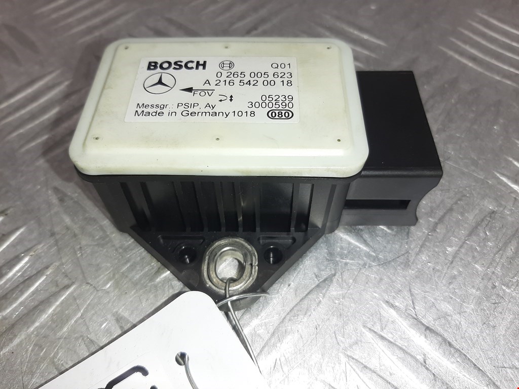 Датчик ускорения (курсовой устойчивости уровня оборотов) Mercedes CLS-Class (W219) (2004-2010)