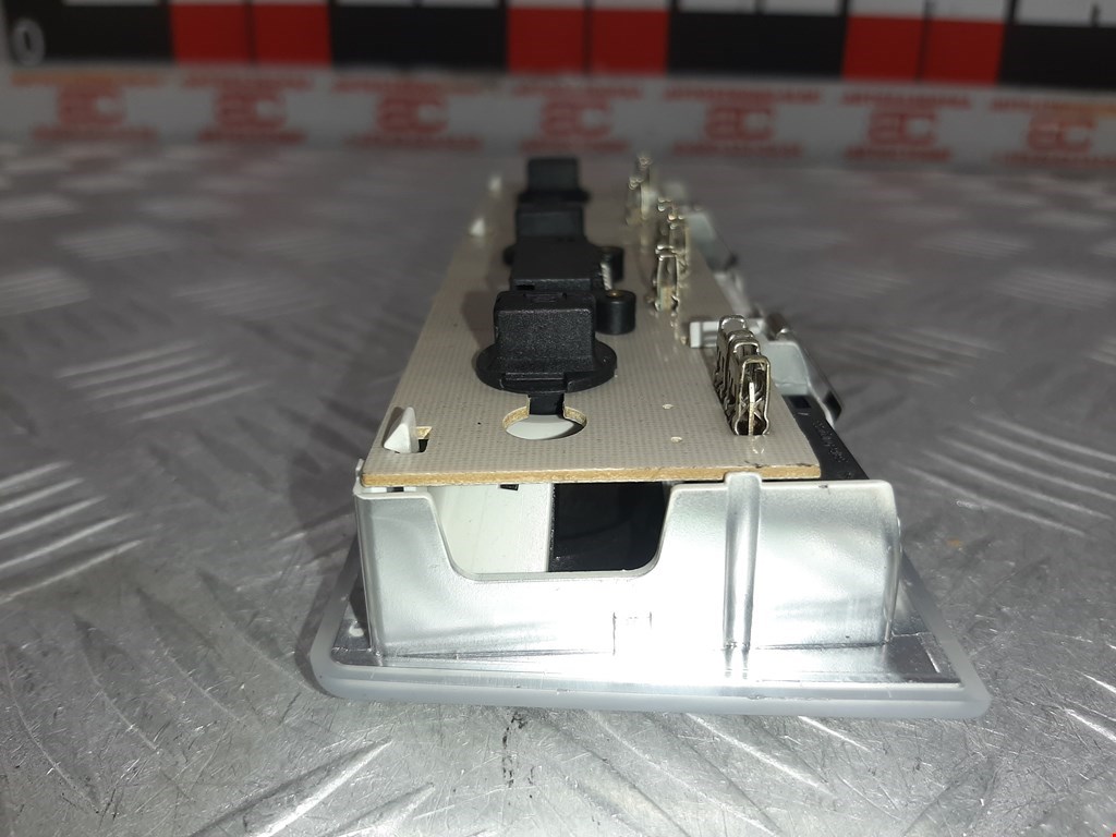 Плафон салонный (салона фонарь) BMW 5er 5 серия E60/E61 2003-2010