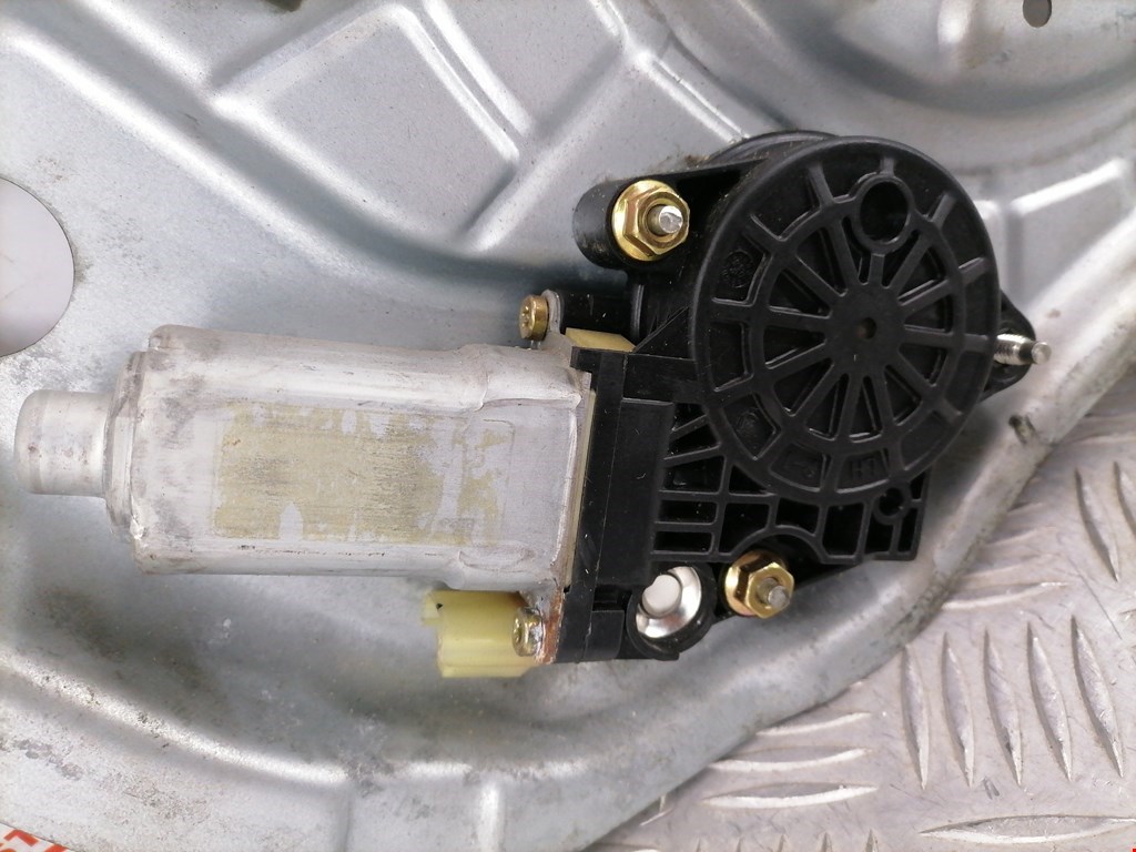 Стеклоподъемник передний правый HYUNDAI Elantra III XD 2000-2010