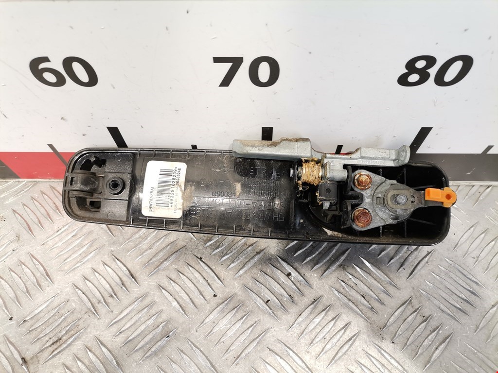 Ручка двери передней наружная правая JEEP Grand Cherokee WK 2004-2010