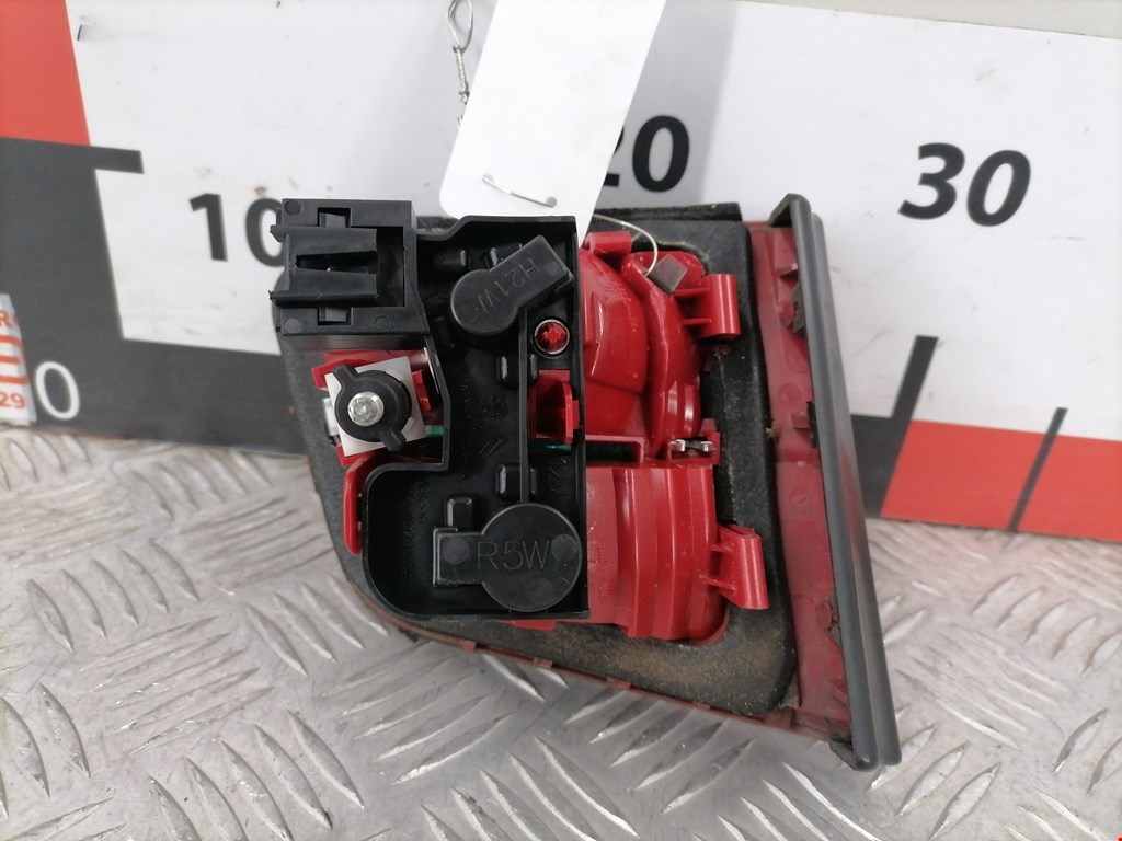 Фонарь задний внутренний правый CITROEN C5 II 2007-2017