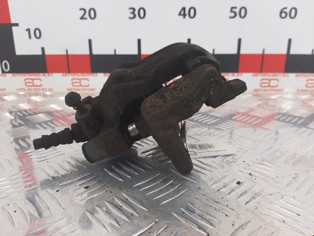 Суппорт передний правый RENAULT Clio 2012-2019