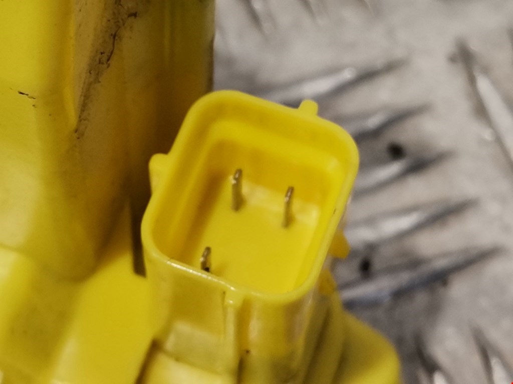 Замок двери задней левой FIAT Fiorino 2008-н.в.