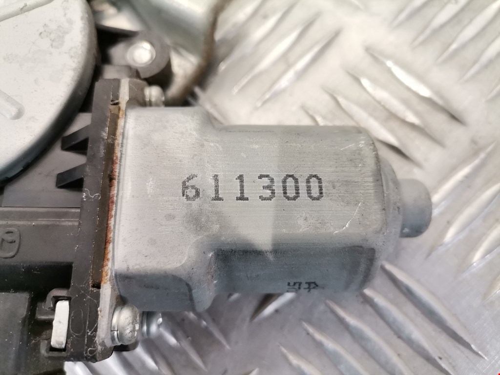 Стеклоподъемник задний правый MITSUBISHI Outlander XL 2006-2012