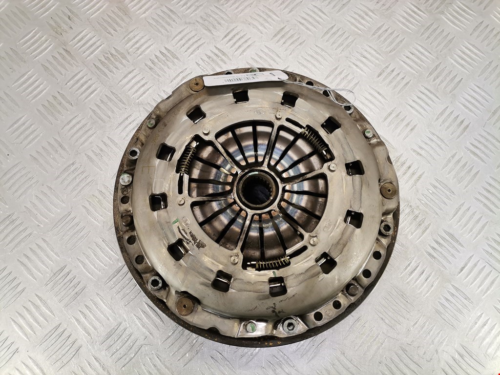 Маховик (демпфер сцепления) BMW 1er E81\E87 2004-2011