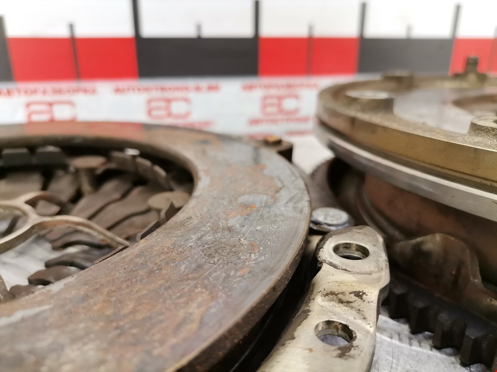 Маховик (демпфер сцепления) BMW 1er E81\E87 2004-2011