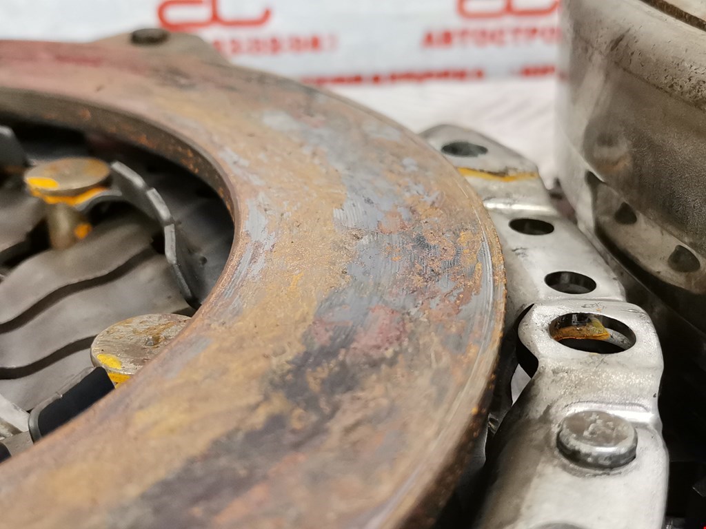 Маховик (демпфер сцепления) BMW 1er E81\E87 2004-2011