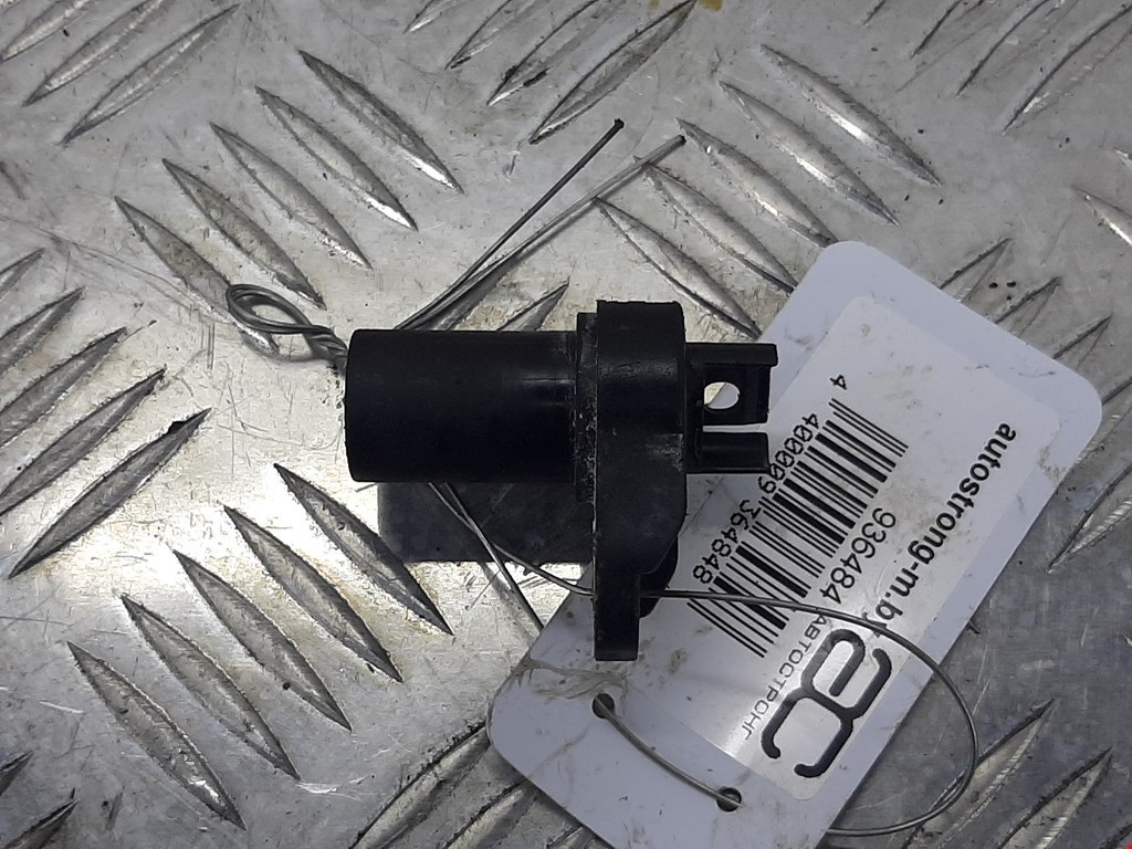 Датчик положения коленвала BMW 1er E81\E87 2004-2011