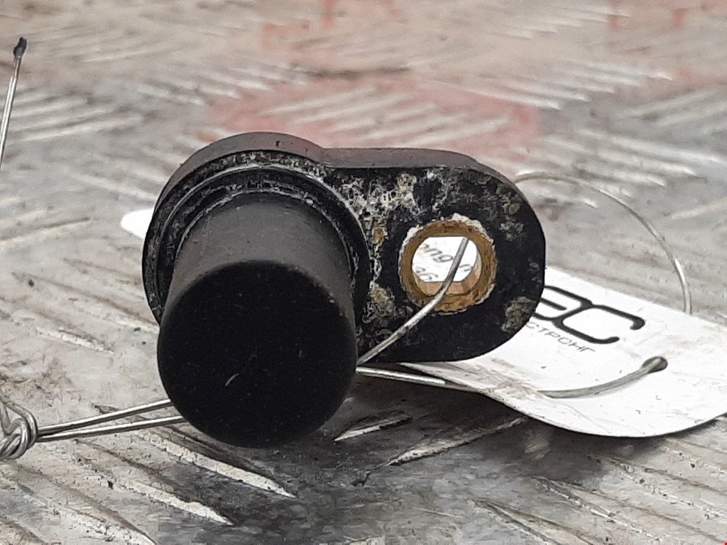 Датчик положения коленвала BMW 1er E81\E87 2004-2011