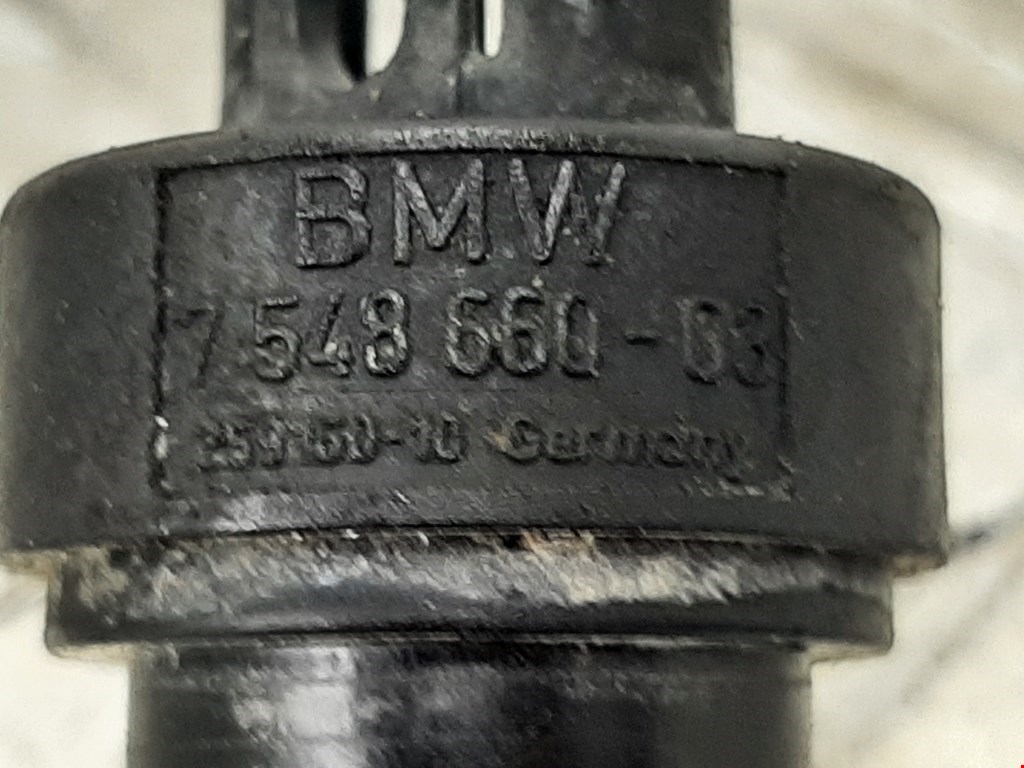 Датчик положения коленвала BMW 1er E81\E87 2004-2011