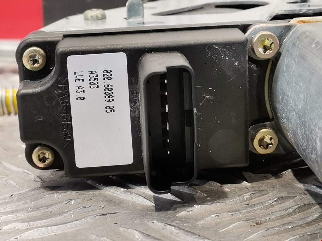 Стеклоподъемник задний левый FIAT Ulysse 2002-2010