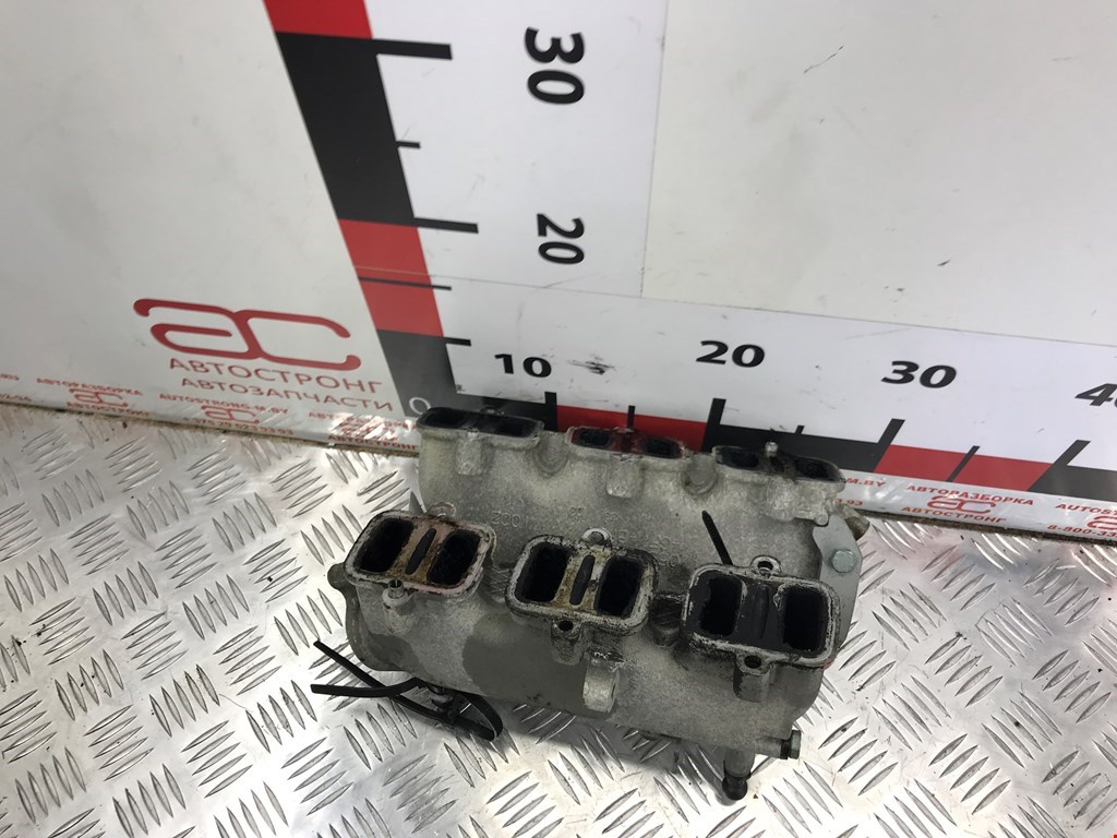 Коллектор впускной AUDI A4 B6 2001-2005