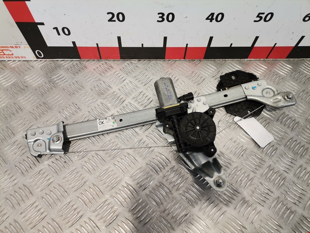 Стеклоподъемник задний правый DACIA Sandero 2008-2012