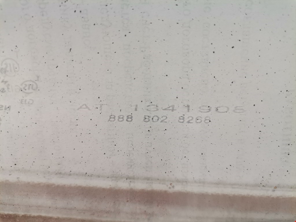 Стекло двери заднее правое INFINITI QX56/QX80 2004-2010