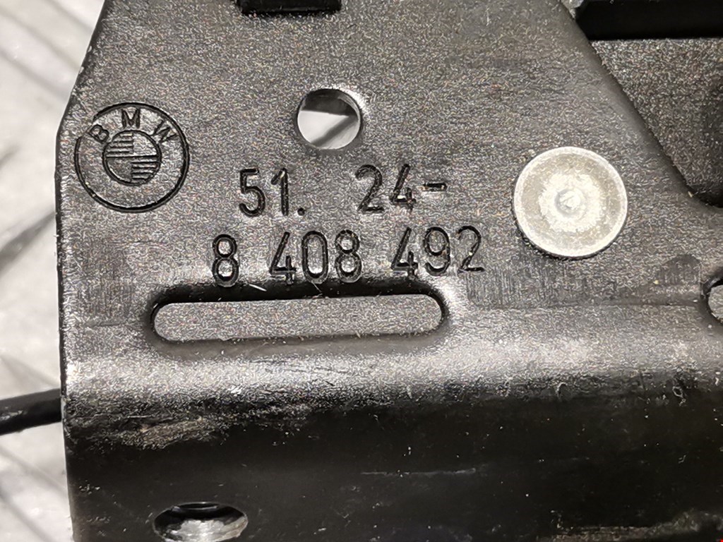 Замок багажника (крышки двери) MG ZT I 2001-2005