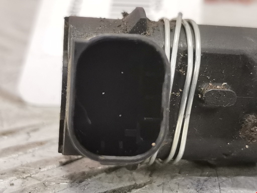 Датчик парковки DACIA Sandero 2008-2012