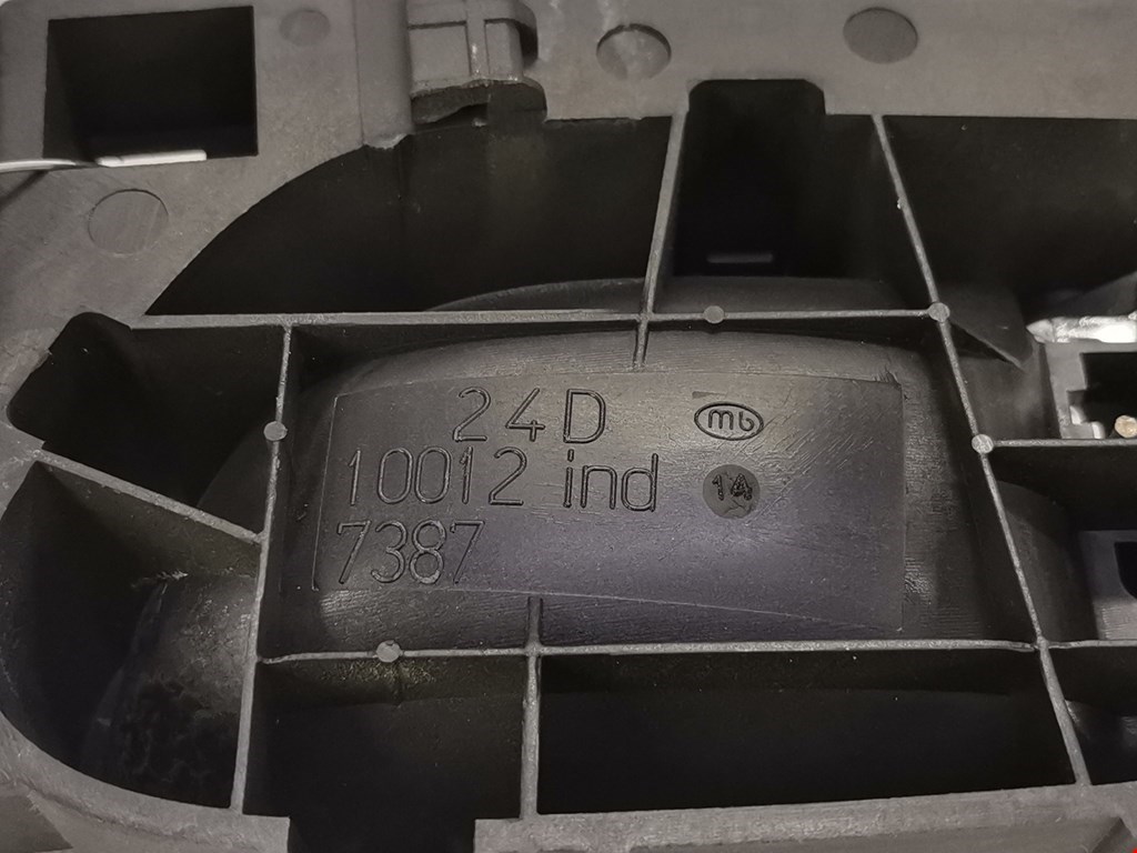 Ручка дверная задняя внутренняя правая CITROEN C4 I 2004-2014