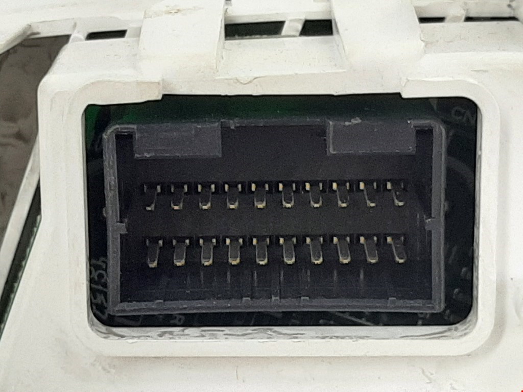 Панель приборов (щиток) JEEP Grand Cherokee WK 2004-2010