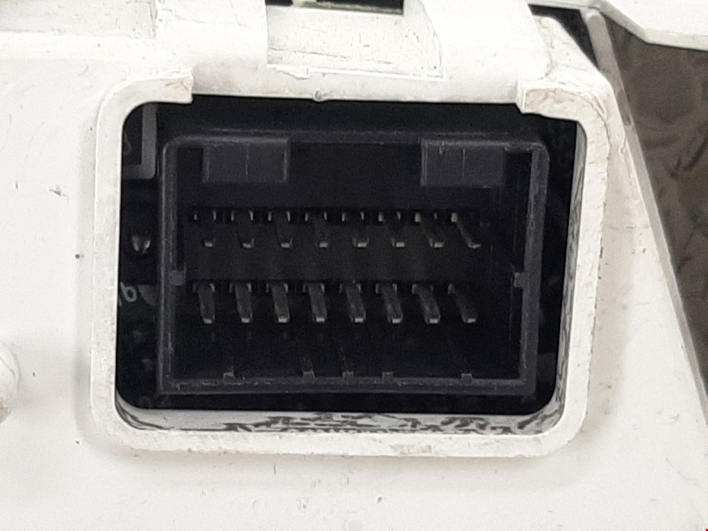 Панель приборов (щиток) JEEP Grand Cherokee WK 2004-2010