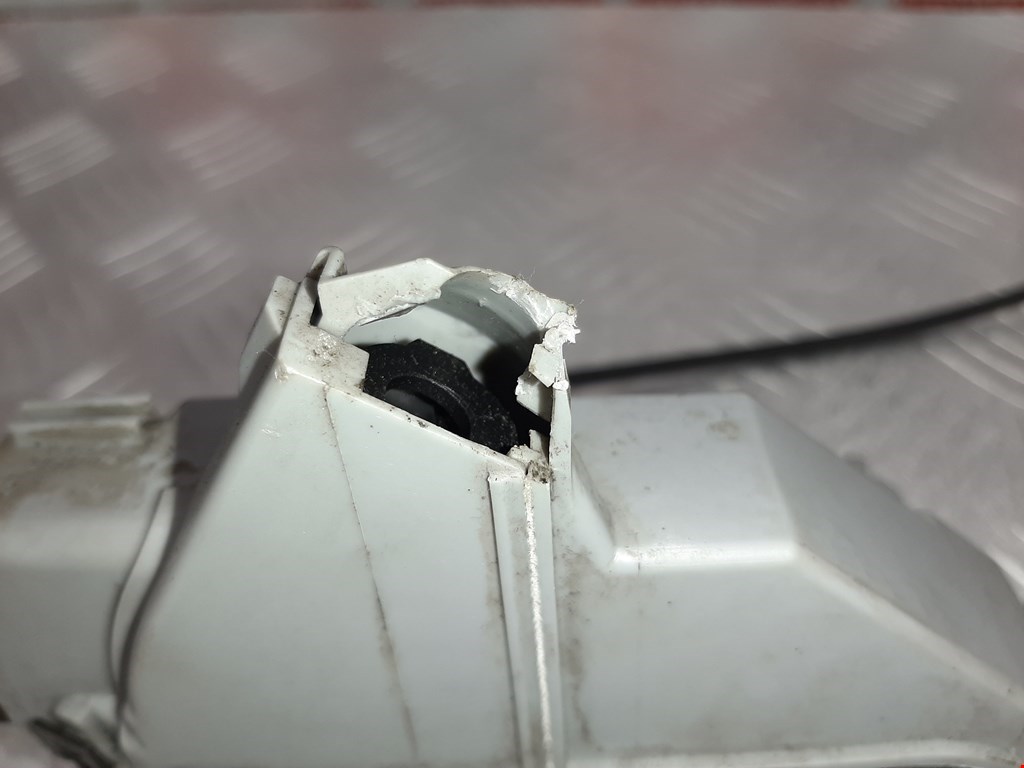 Замок двери задней правой PEUGEOT 5008 2009-2016