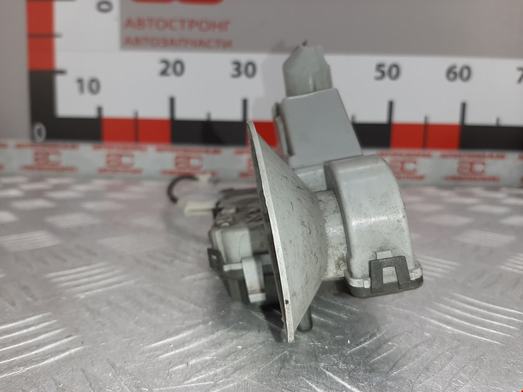 Замок двери передней левой PEUGEOT 5008 2009-2016