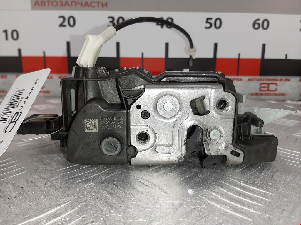 Замок двери передней левой PEUGEOT 5008 2009-2016