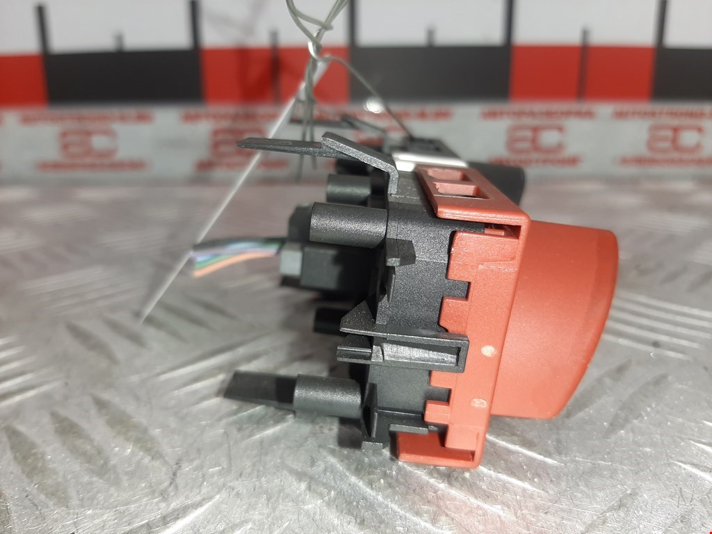 Кнопка аварийной сигнализации (аварийки) RENAULT Megane II 2002-2009