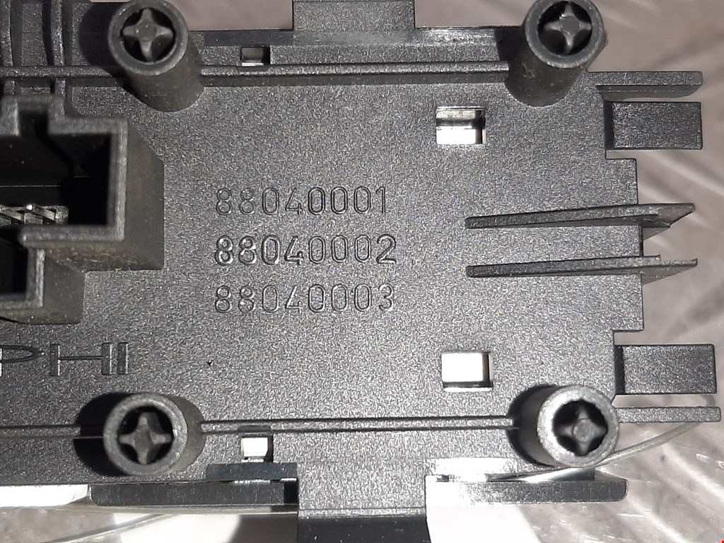 Кнопка аварийной сигнализации (аварийки) RENAULT Megane II 2002-2009