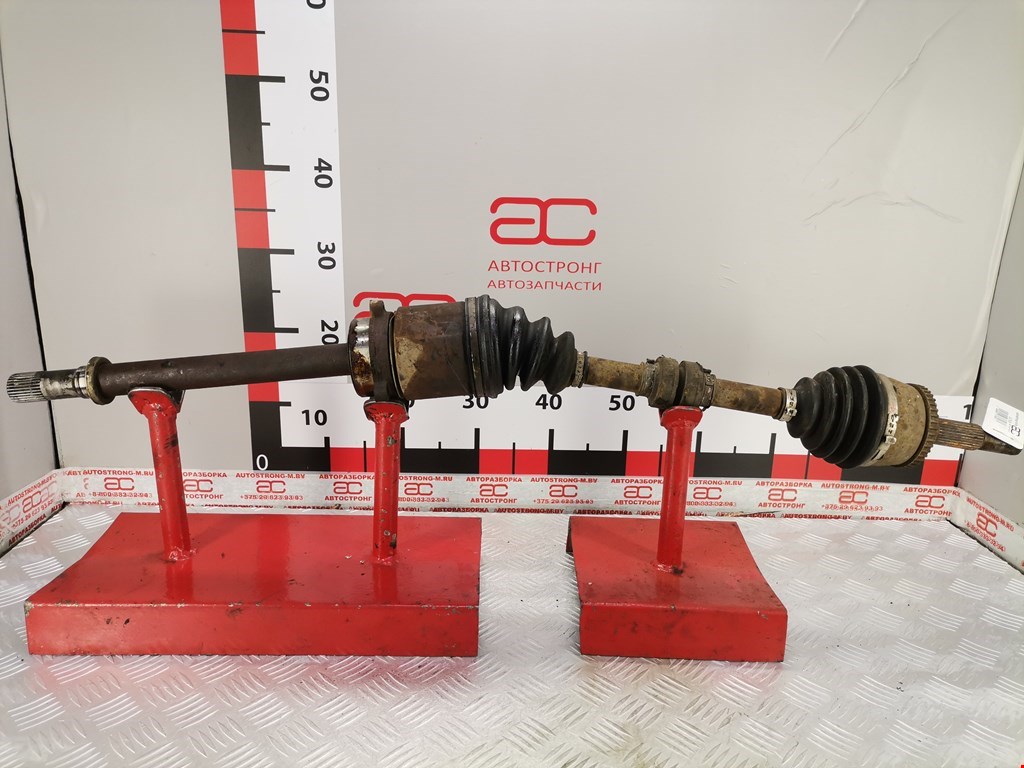 Полуось передняя правая (приводной вал шрус) Nissan Primera P12 (2001-2008)