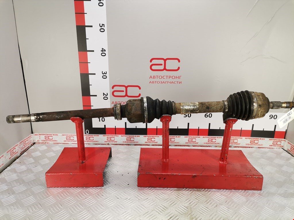 Полуось передняя правая (приводной вал шрус) Peugeot 307 (2001-2008)