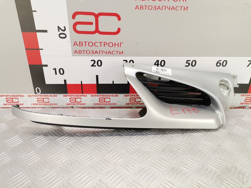 Решетка радиатора RENAULT Megane I 1996-2002