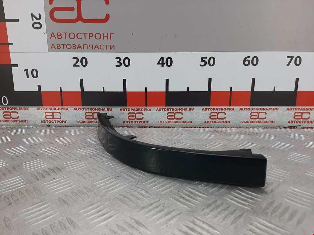 Накладка (планка) под фонарь правая BMW 7-Series (E65/E66) (2001-2008)