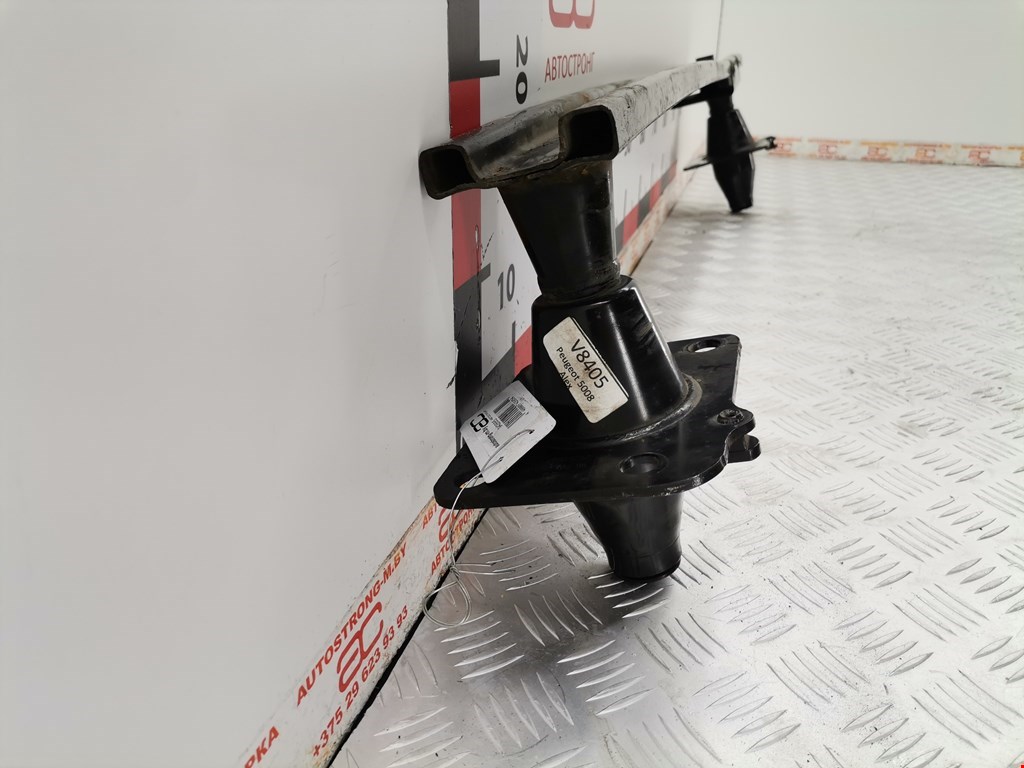 Усилитель переднего бампера (передний) PEUGEOT 5008 2009-2016