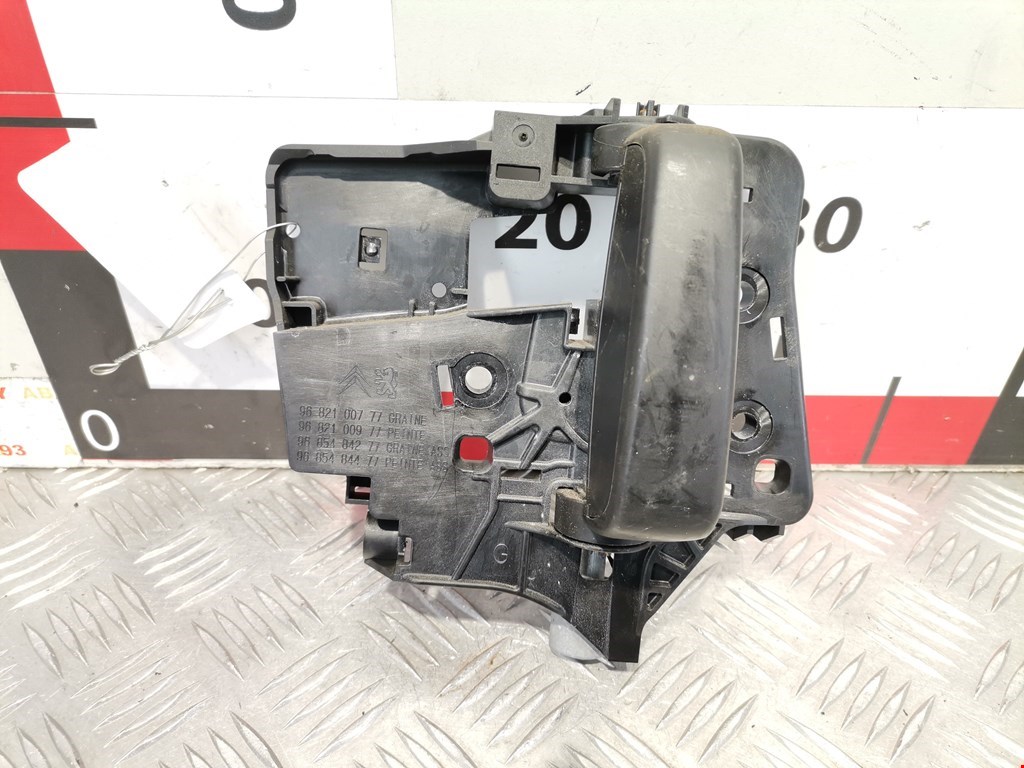 Ручка двери сдвижной внутренняя Peugeot Partner 2 (B9) (2008-2019)