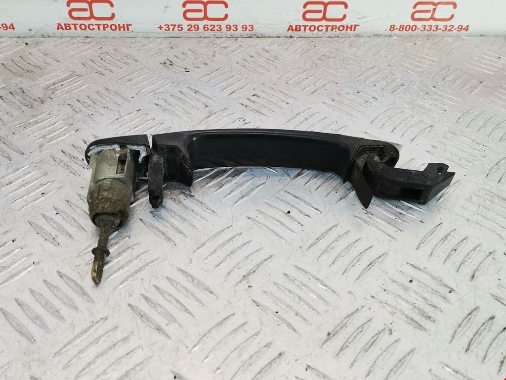 Ручка двери передней наружная правая VOLKSWAGEN Golf IV 1997-2003