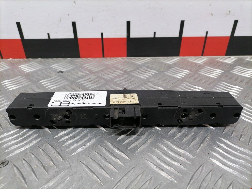 Кнопка аварийной сигнализации (аварийки) OPEL Astra H/Family 2004-2015