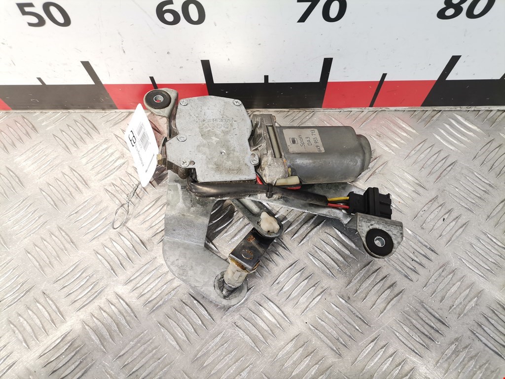 Моторчик стеклоочистителя задний VOLKSWAGEN Caddy II 1995-2004