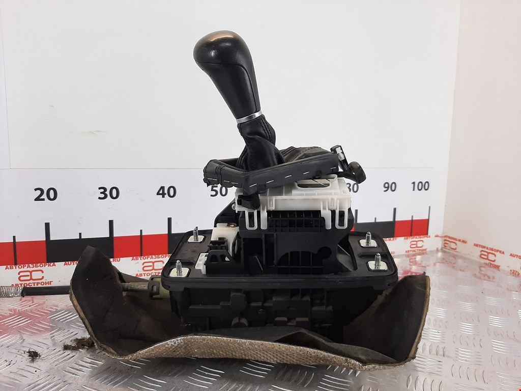 Кулиса (селектор) АКПП/МКПП в салоне AUDI A6 C6 2004-2010