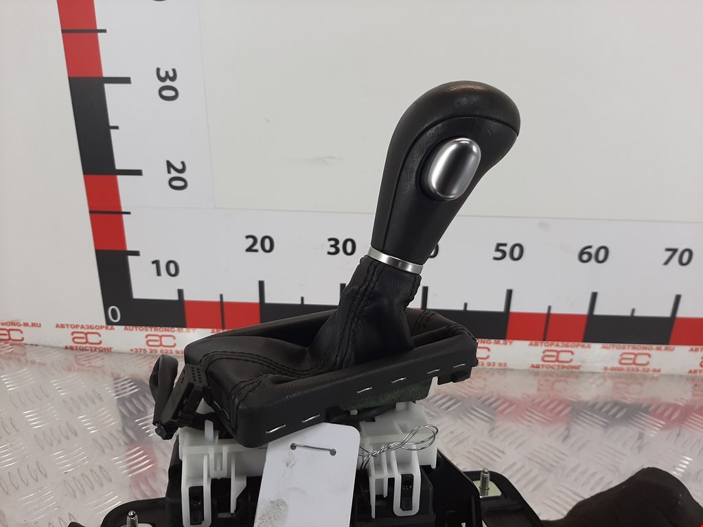 Кулиса (селектор) АКПП/МКПП в салоне AUDI A6 C6 2004-2010