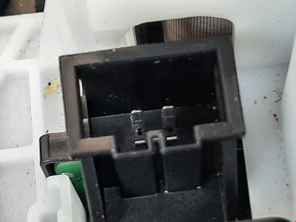 Кулиса (селектор) АКПП/МКПП в салоне AUDI A6 C6 2004-2010