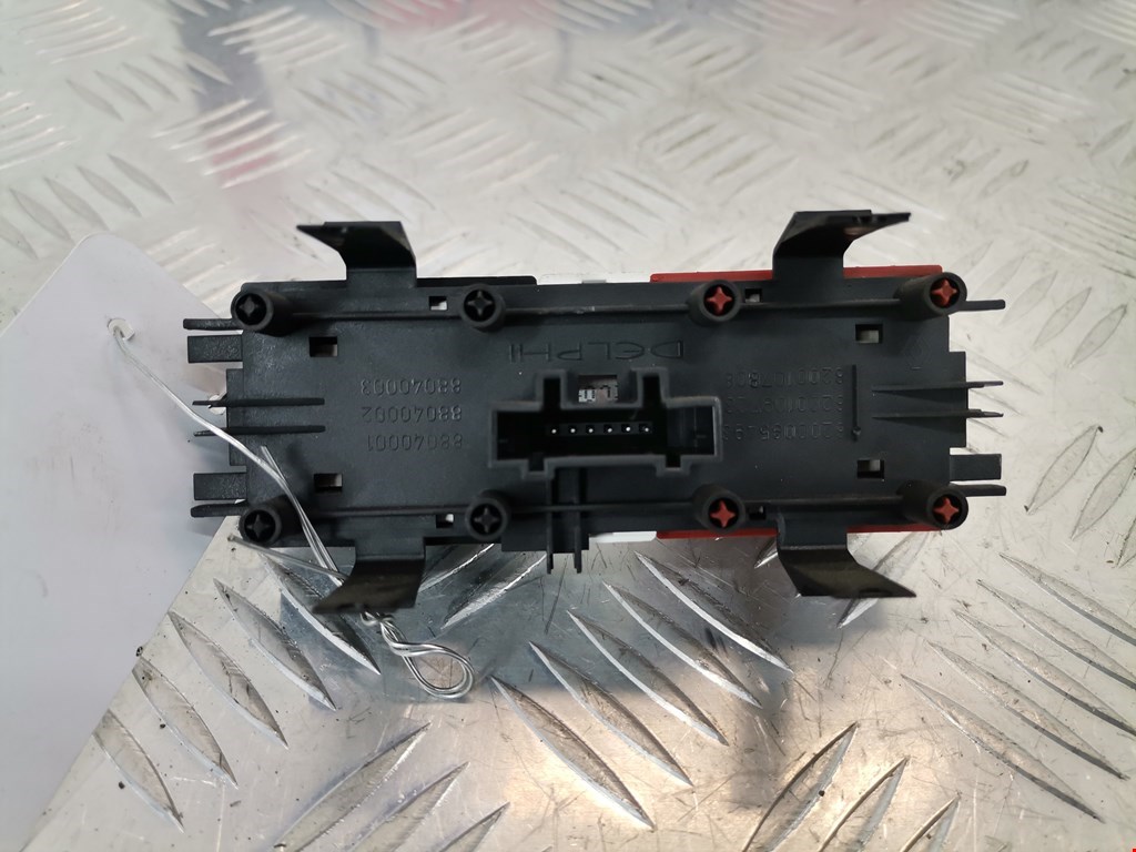 Кнопка аварийной сигнализации (аварийки) RENAULT Megane II 2002-2009