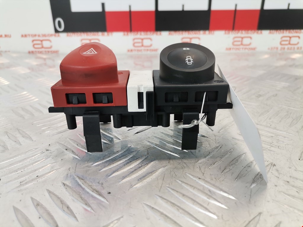 Кнопка аварийной сигнализации (аварийки) RENAULT Megane II 2002-2009