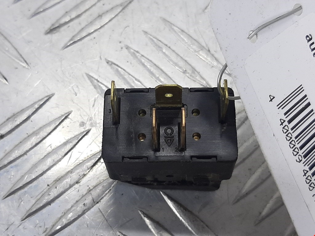 Кнопка стеклоподъемника AUDI A4 B5 1995-2001