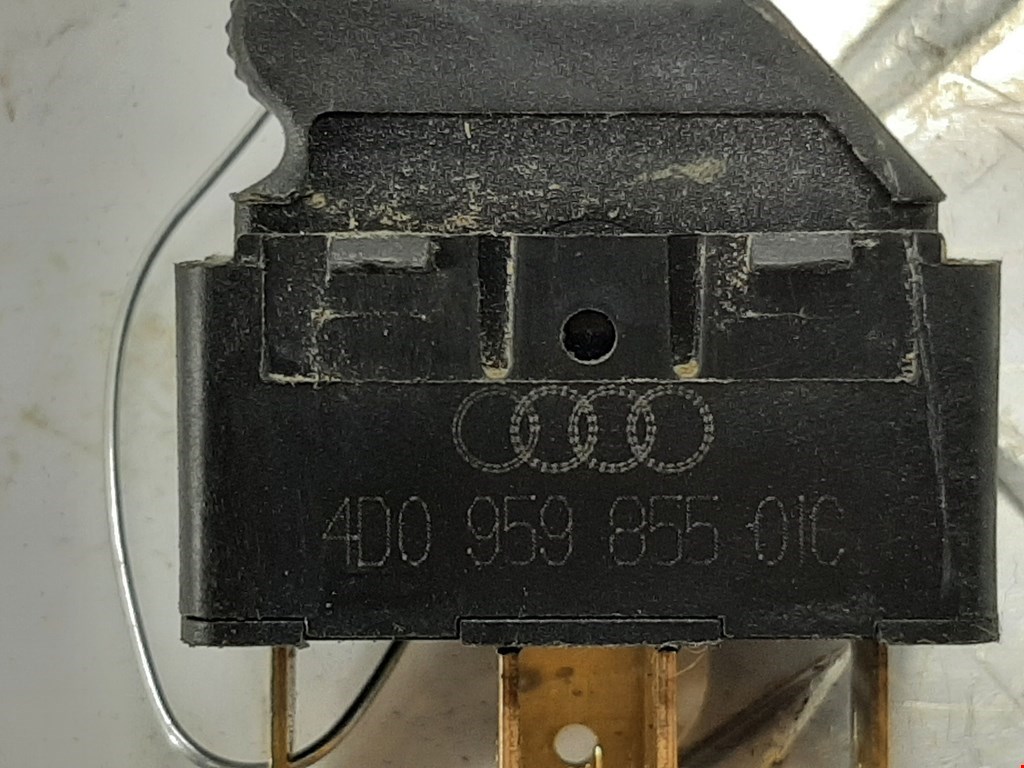 Кнопка стеклоподъемника AUDI A4 B5 1995-2001