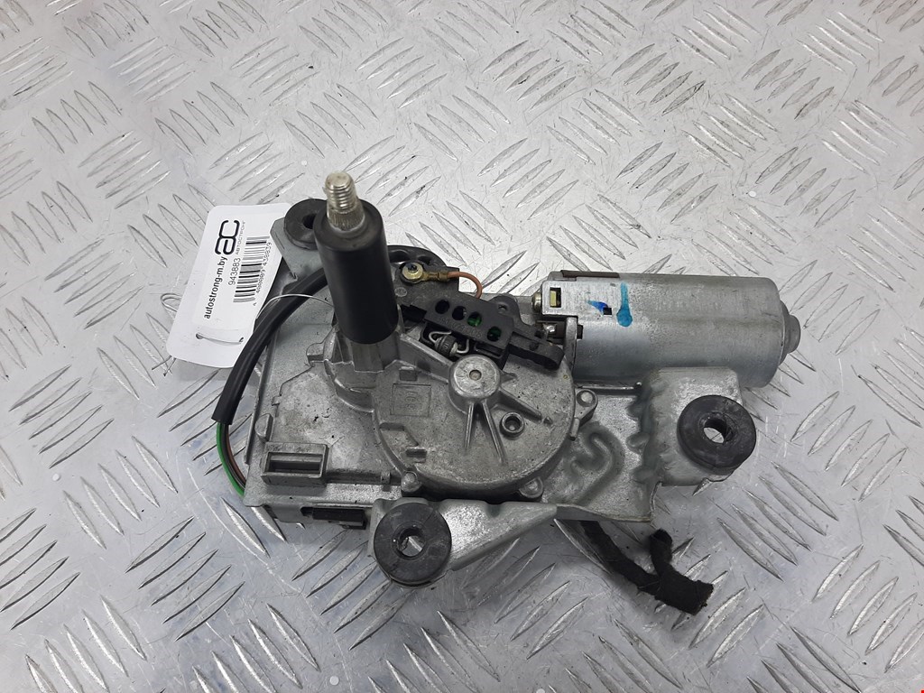 Моторчик стеклоочистителя задний MITSUBISHI Carisma 1995-1999