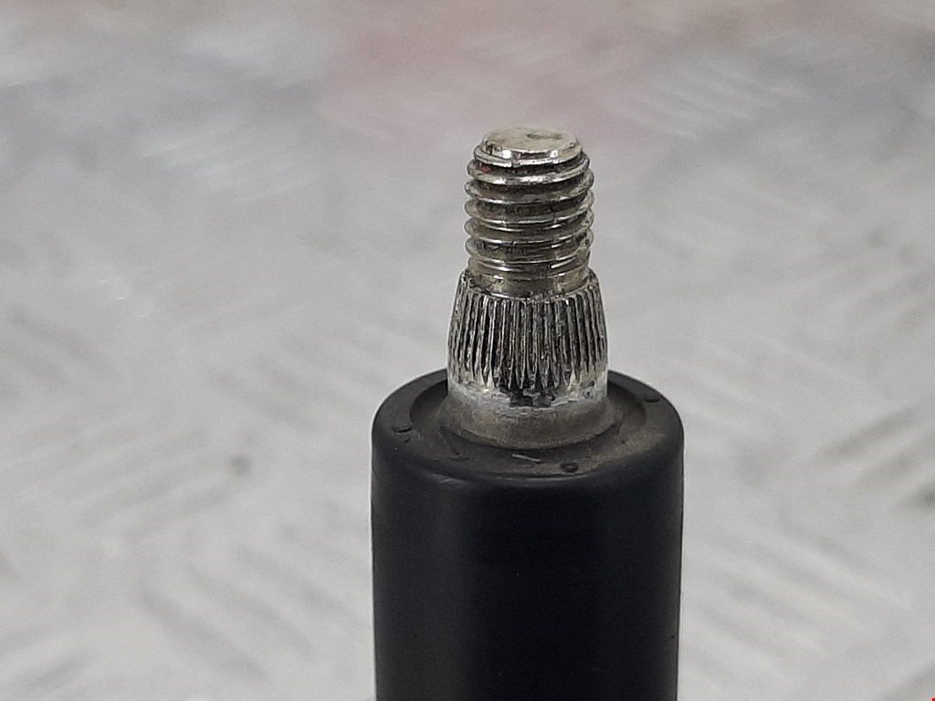 Моторчик стеклоочистителя задний MITSUBISHI Carisma 1995-1999